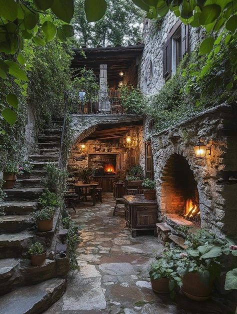 Boho House Decor, Witches Cottage, Mountain Cabins, Little Cabin In The Woods, Fairytale House, Earthy Home, Backyard Fireplace, French Country Kitchens, Rustic Kitchen Design