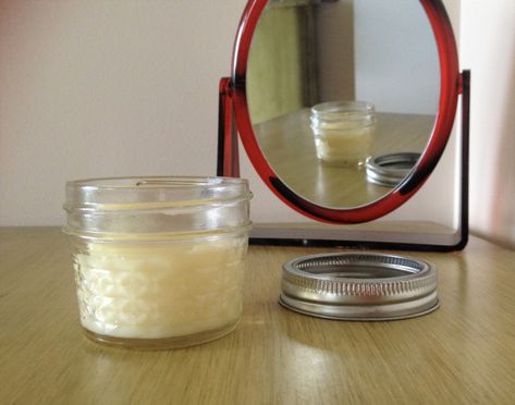 Natural Wax Hair Removal, Diy Hair Wax, Wax Homemade, Beeswax Recipes, Diy Natural Hair, Natural Hair Styling, Scrub Corpo, Natural Hair Diy, Homemade Lip Balm