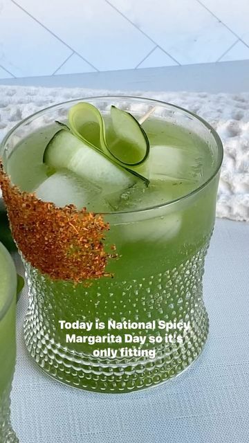 hannah || healthy recipes on Instagram: "It’s #nationalspicymargaritaday so let’s make a spicy margarita using Tanteo Jalapeno Tequila! This cocktail is SUPER refreshing and has the perfect kick without being overpowering. Honestly, any excuse to drink tequila is a good one, but today is extra special because every spicy marg post that is posted with the hashtag #nationalspicymargaritaday AND tagging @Tanteotequila, Tanteo will donate $1 to Un Salto Con Destino, a charity focused on protect Jalapeno Tequila, Margarita Day, Spicy Margarita, Tequila, Healthy Recipes, Let It Be, Drinks, Instagram