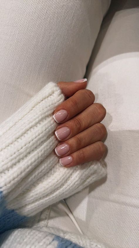 Nails french tip White Tip On Natural Nails, White Tip Shellac Nails, Clean French Manicure, Biab French Manicure, French Tip Gel Manicure Natural Nails, Short Biab French Tip Nails, French Nails Real Nail, French Tip Nails On Short Nails, White Tip Natural Nails