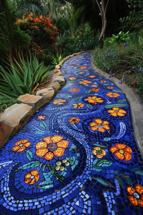 Garden Walkway Design - Tips for a Beautiful Garden Path - Puqqu Mosaic Walkway, Walkway Design, Garden Walkway, Dream House Rooms, Mosaic Garden, Garden Path, Dream House Interior, Dream House Decor, Dream Decor