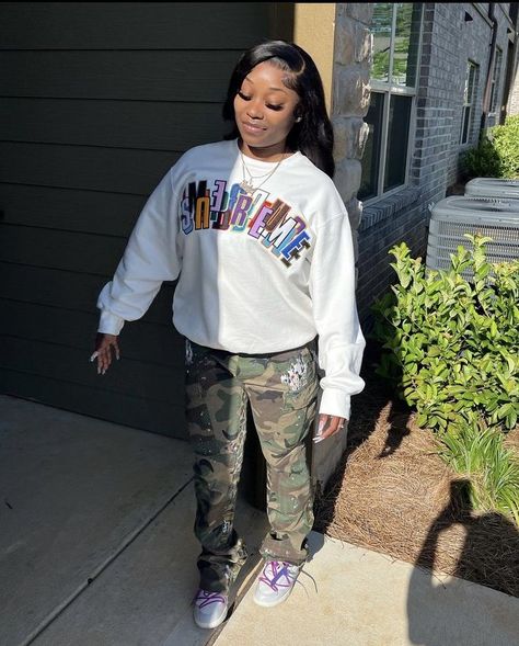 Dunks Off White Outfit, Off White Dunks Outfit Black Women, Off White Dunks Outfits, Off White Dunks, White Dunks, Dunks Outfit, Swag Outfits For Girls, Tomboy Style Outfits