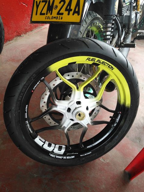 Custom Motorcycle Wheels, Pulsar 200ns, Bike Artwork, Graffiti Lettering Alphabet, Duke Bike, Motos Bmw, Car Sticker Design, Yamaha Bikes, Pikachu Wallpaper