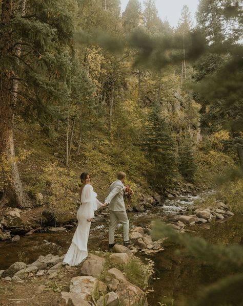 Blackstone Rivers Ranch | This DRESS though!! We cannot get enough of it! Photo: @LaurenPippinPhoto Floral: @ProvisionFloral #BlackstoneRiversRanch #WeddingVenue… | Instagram River Wedding Decor, River Wedding Photos, River Wedding, Black Stone, The River, Wedding Venues, Dream Wedding, Wedding Photos, Wedding Decorations