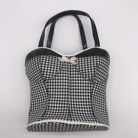 Black and white houndstooth corset small handbag purse with pink ribbon.   Size 6” x 6” x 5”  #corset #handbag #purse #bag #minibag #houndstooth #forsale #raenbow #depop #mercari #poshmark Corset Bag, Bra Purse, Houndstooth Outfit, Ysl Purse, Black Leather Corset, Unusual Clothes, Mini Chain Bag, Corsets Vintage, Crocodile Bags