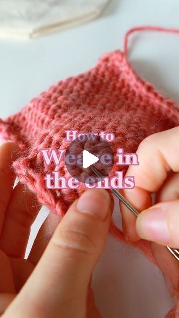 We Are Knitters 🐑✌️ on Instagram: "Learn how to weave properly in the end 💗 A good trick to know especially if you’re a beginner in knitting! #knittingtutorial by @petite.donut" How To End Knitting, How To Weave In Ends Crochet, How To Weave, Knitting Tips, Sew In, Re A, Knitting Tutorial, How To Sew, In The End