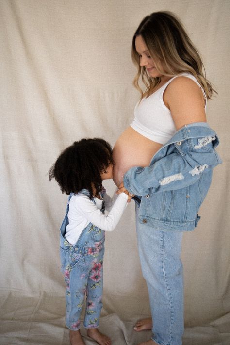 Denim Studio Maternity Shoot, Madi Nelson Maternity Photos, Maternity Photos Jeans Outfit, Maternity Shoot With Stool, Tomboy Maternity Photos, Maternity Pictures Bra And Jeans, Laid Back Maternity Shoot, Jean Maternity Shoot Photo Ideas, Maternity Photo Shoot Ideas Denim