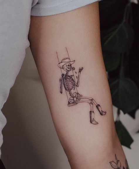 https://www.instagram.com/p/CVEosGKlgSv/?utm_medium=share_sheet Etching Style Tattoo, Cowboy Tattoo Ideas, Skeleton Cowboy Tattoo, Skeleton Couple Tattoo, Cowboy Tattoo, Skeleton Cowboy, Dance Tattoo, Etching Tattoo, Cowboy Tattoos