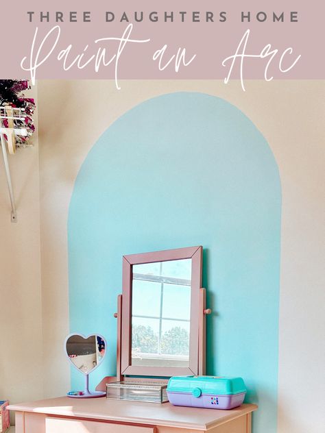 a painted blue column/wall arch against a white wall in a girls' closet. Playroom Accent Wall, Interior Design Kids Room, Closet Paint, Painting A Wall, Paint A Wall, Wall Arch, House Storage, Tiny House Storage, Wall Accent