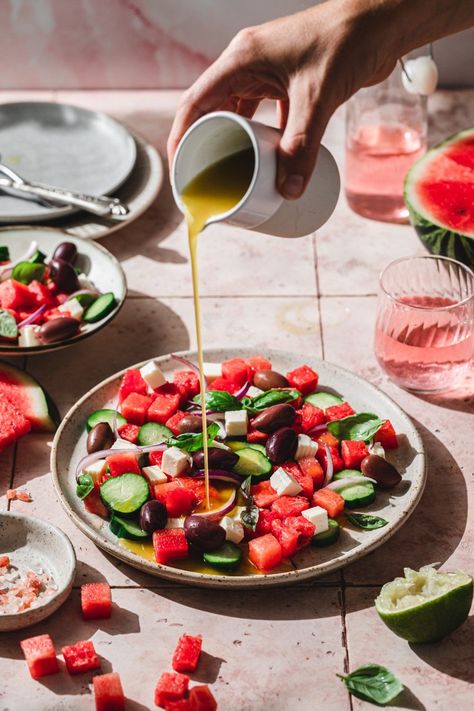 When it comes to refreshing salads nothing beats a refreshing watermelon salad inspired by Greek salad. Big Mac Salat, Refreshing Salads, Watermelon Salad Recipes, Homemade Vinaigrette, Amazing Food Photography, Peach Salad, Watermelon Salad, Black Color Hairstyles, Food Photography Inspiration