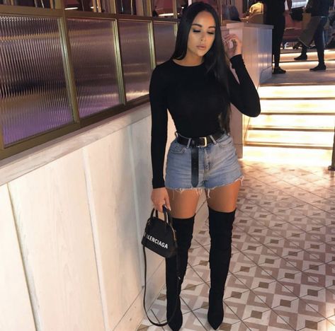 Shorts and thigh high boots • @hannahmbrownrigg Thigh High Boots Outfit Summer, Black Thigh High Boots Outfit, Long Boots Outfit, Thigh Boots Outfit, Summer Boots Outfit, Thigh High Boots Outfit, Draya Michele, Knee Boots Outfit, Black Boots Outfit