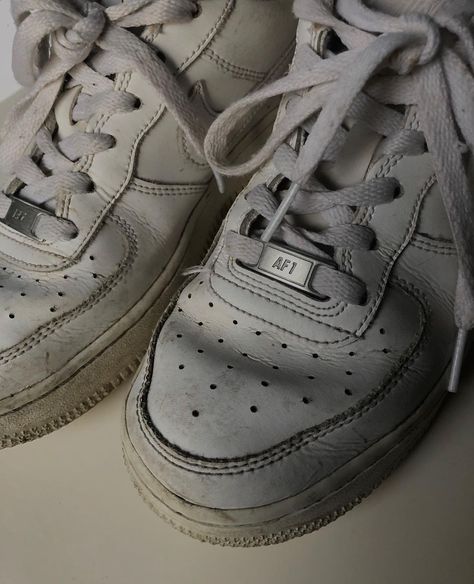 Air Forces Outfit, Forces Outfit, Skater Fits, White Forces, White Air Force Ones, Air Force 1 Outfit, Womens White Trainers, Nike Airforce 1, Dirty Air