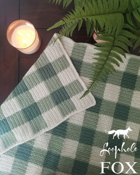 Gingham Baby Blanket [Gender Neutral] - The Loophole Fox Gingham Crochet, Corak Krusye, Gingham Blanket, Gender Neutral Blanket, Gender Neutral Baby Blanket, Green Baby Blanket, Baby Boy Crochet Blanket, Baby Crochet Patterns Free, Crochet Blanket Designs