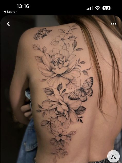 Back Tattoo For Women Elegant, Floral Back Tattoo Design, Tattoo Rug Dames, Rug Tattoo Dames, Wildflower Back Tattoo, Floral Back Tattoo Women, Butterfly Back Tattoos, Flowers And Butterfly Tattoo, Back Floral Tattoo