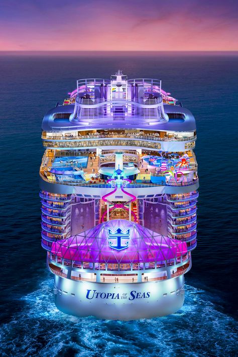 Cruise Ship Pictures, Biggest Cruise Ship, Royal Caribbean Cruise Lines, Carribean Cruise, Best Cruise Ships, Royal Caribbean Ships, Harmony Of The Seas, Royal Caribbean International, Bahamas Cruise