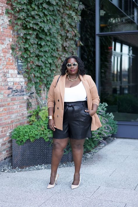 The fashion lover in me has managed to find some really cute plus size leather pieces. Ya’ll know it can be challenging to find certain trends in plus. That’s why I’m so happy that I found a pair of plus size faux leather shorts.In the words of Kanye, ya’ll cant tell me nothing. #leather #plussize #plussizefashion #fallfashion #falloutfits Plus Size Summer Outfits Shorts, Shorts Outfit Plus Size, Plus Size Black Leather, Blazer And Shorts Outfit, Plus Size Shorts Outfit, Outfits For Chubby Girls, Leather Shorts Outfit, Plus Size Leather, Outfit Plus Size