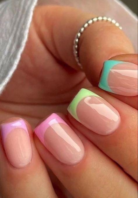 Spring Fingernails, Really Short Nails, Short Nails Summer, Nye Nails, Pretty Fingers, Kids Nail Designs, Summer Gel Nails, Fingernail Designs, Spring Acrylic Nails