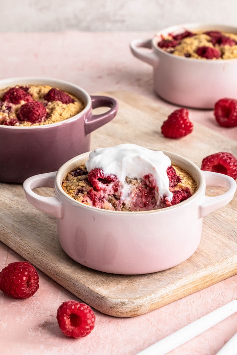 Raspberry Baked Oats Without Banana Baked Oats Without Banana, Healthy Baked Oats, Baked Oats Recipe, Oat Recipes Healthy, Baked Oatmeal Recipes, Healthy Baked, Oats Breakfast, Oats Recipe, Healthy Breakfasts