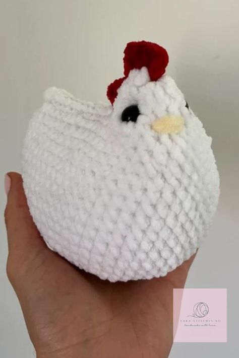 FREE Crochet Chicken Pattern (EASY no SEW) - LisaAuch Crochet Crocheted Chickens Amigurumi, Crochet Patterns For Beginners Amigurumi, Easy Beginner Crochet Stuffed Animals, Crochet Amigurumi Chicken Free Pattern, Easy Crochet Stuffy, Free Crocheted Chicken Patterns, Beginner Crochet Projects Amigurumi, Crochet Chicken Plush, Mabel Chicken Free Crochet Pattern