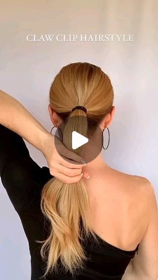 Hairstyle|makeup on Instagram: "You can create so much volume 💯🔻 … with a claw clip!  🔴 The size of the claw clip creates the size of the volume.  You can use any claw clip." Cute Hairstyles With Claw Clips, The Claw, Everyday Hairstyles, Elegant Hairstyles, Murcia, Claw Clip, Beauty Shop, Hair Tutorial, Cute Hairstyles