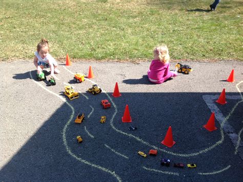 chalk to draw a road Construction Birthday Parties, Construction Birthday, Child Love, Outdoor Play, 5th Birthday, Drawing For Kids, On The Road, The Kids, The Road