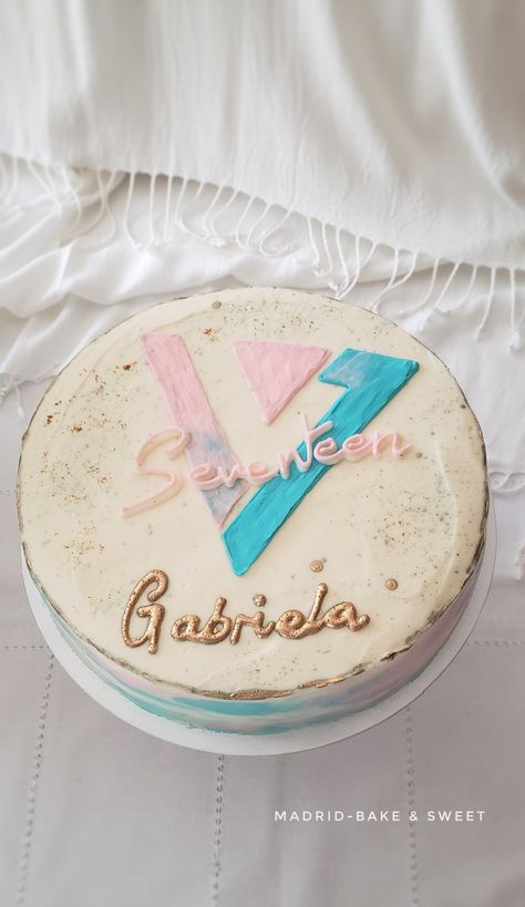 Seventeen Kpop Birthday Ideas, Seventeen Cakes Kpop, Seventeen Kpop Birthday Cake Ideas, Seventeen Cake Design Kpop, Svt Inspired Cake, Svt Cakes, Kpop Inspired Cake, Seventeen Cake Ideas, Seventeen Cake Design