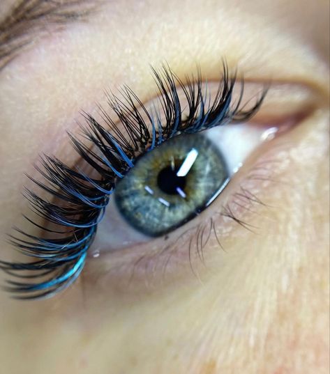 Color Eyelash Extensions, Lashes Fake Eyelashes, Soft Eye Makeup, Color Extensions, White Eyelashes, Lash Extensions Styles, Perfect Eyelashes, Pretty Lashes, Natural Eyelash Extensions