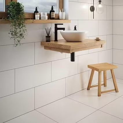 Sugar - Wall Tiles - Tiles Tile Giant, White Tile Bathroom Walls, Large White Tiles, Large Tile Bathroom, Black And White Tiles Bathroom, White Porcelain Tile, Bathroom Big, White Wall Tiles, White Bathroom Tiles