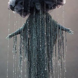 Fancy Rain Costume Rain Costume, Crazy Halloween Costumes, 80s Halloween Costumes, Creepy Halloween Costumes, Halloween School Treats, Great Halloween Costumes, Adornos Halloween, Manualidades Halloween, Rain Storm