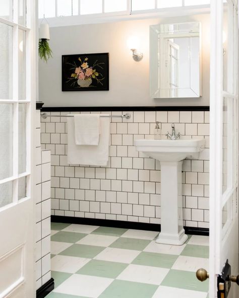 White Subway Bathroom, Subway Bathroom Tile, Bath Shower Tile, Subway Bathroom, Cheap Bathroom Flooring, Square Tile Bathroom, Bathroom Flooring Options, White Square Tiles, Inexpensive Flooring