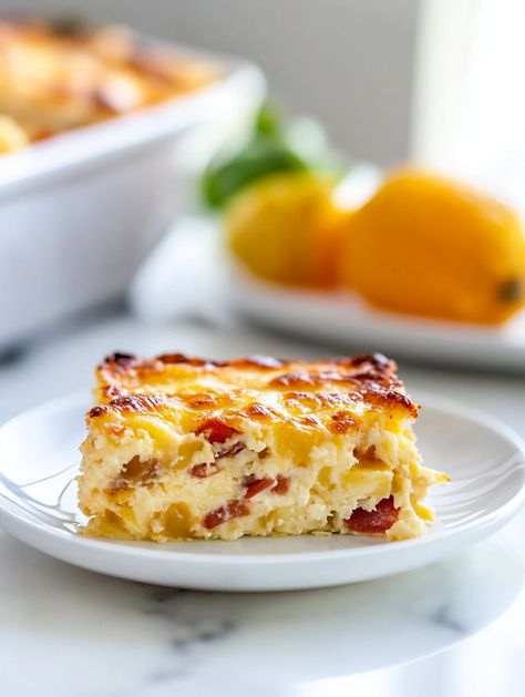 Easy Cottage Cheese Hashbrown Casserole Breakfast Casserole With Cottage Cheese, Cottage Cheese Egg Bake, Cheese Hashbrown Casserole, Low Calorie Pancakes, Cottage Cheese Breakfast, Hashbrown Casserole Recipe, Cheesy Hashbrown Casserole, Cottage Cheese Eggs, Cheese Omelette