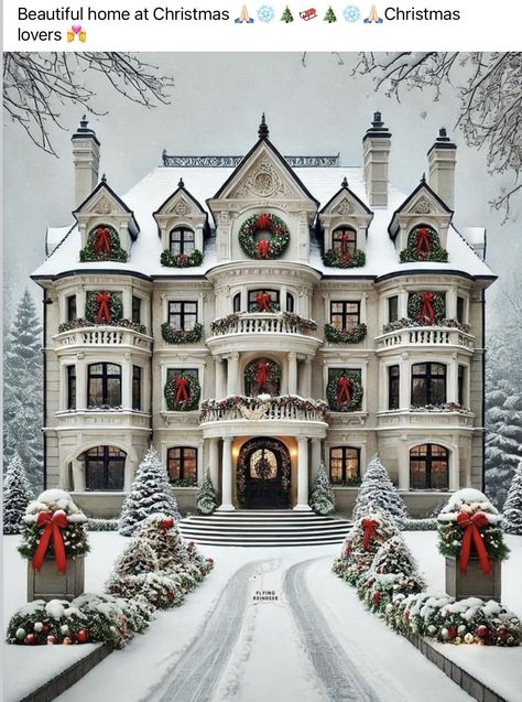 Mansion Christmas Decor Outside, Christmas Mansion Exterior, Christmas Mansion, Winter Mansion, Mansion Christmas, September Christmas, Christmas Home Exterior, Christmas Exterior, Christmas Aesthetics