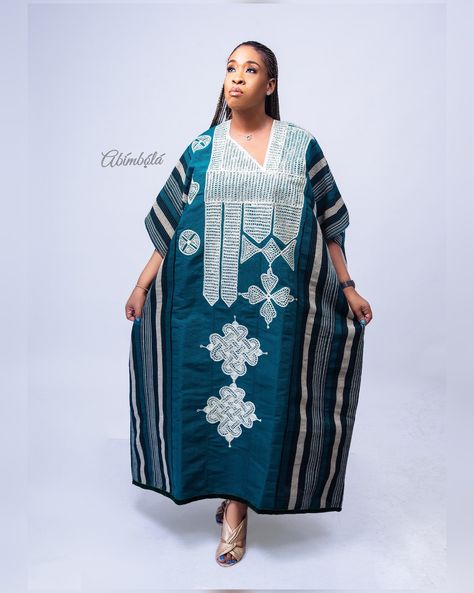 T.A.B Embroidered Agbada - Etsy UK Female Agbada Gown Styles, Aso Oke Gown Styles, Female Agbada Styles, Agbada Styles For Women, Kaftan Styles, Bubu Gown Styles, African Wear Styles For Men, Kaftan Style, Traditional Styles