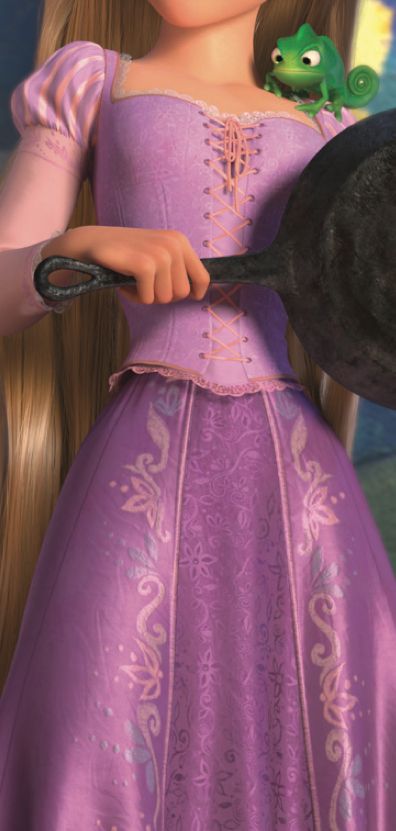 Fine detailing in Rapunzel's dress Tangled Dress, Princesa Rapunzel Disney, Rapunzel Outfit, Rapunzel Cosplay, Rapunzel Disney, Rapunzel Costume, Rapunzel Dress, Disney Princess Rapunzel, Diy Kostüm