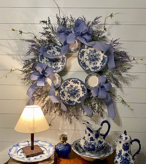 Wreath With Blue And White Plates, Blue Willow Plate Wreath, China Plate Wreaths, Metal Floral Wall Decor, Blue Willow Wall Display, Plate Wreath Craft, Wreath Made From China Plates, Wreath With Plates, Blue White Kitchen Decor