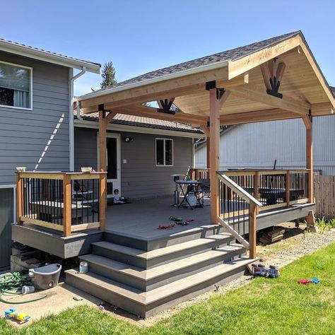 China Camp Rd, Truckee, California - Rustic - Deck - Sacramento - by K. Donavan | Houzz Deck Roof Ideas, Covered Deck Designs, Deck Roof, Deck Addition, Gazebo On Deck, Deck Remodel, Covered Patio Design, Roof Ideas, Patio Deck Designs