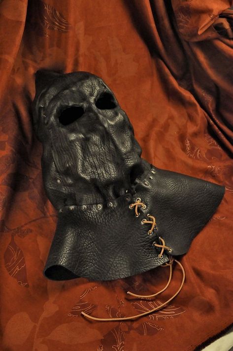 Executioner Mask, Helmet Hood, Dollar Store Halloween, Costume Masks, Steampunk Diy, Tactical Clothing, Leather Mask, Beautiful Dragon, Cool Masks