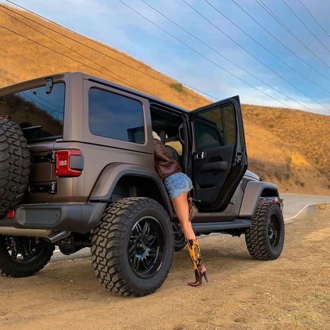 Keep Wrangler Aesthetic, Brown Jeep Wrangler, Wrapped Jeep Wrangler, Cool Jeeps Wrangler, Brown Jeep, Wrangler Aesthetic, Jeep Wrangler Aesthetic, Four Door Jeep Wrangler, Big Jeep