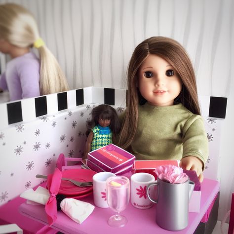 Use our free printable to craft your own version. Watch our DIY video at our YouTube channel Sakura Doll World Creativity. American Room, Ag Doll Crafts, American Girl Diy, Doll Diy, Wellie Wishers, American Girl Dolls, Doll Ideas, Doll Stuff, Baby Born