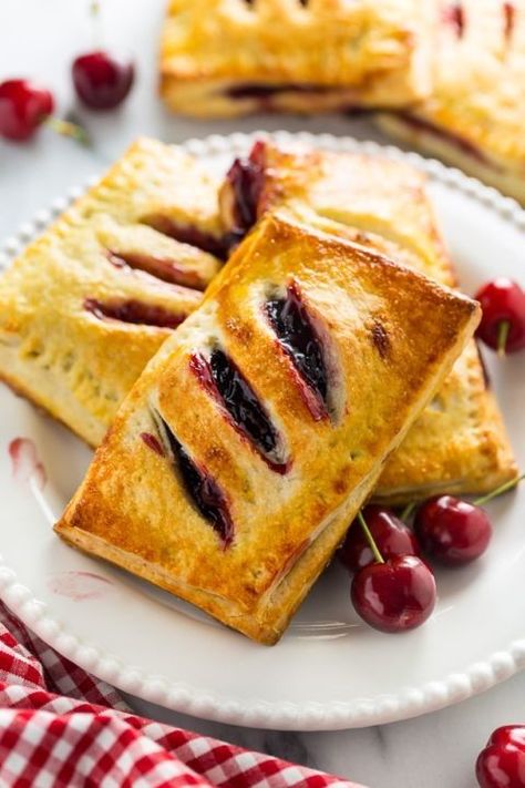 Cherry Hand Pies Recipes, Cherry Hand Pies, Cherry Pie Recipe, Turnover Recipes, Hand Pie Recipes, Cherry Filling, Hand Pie, Pastry Pie, Cherry Recipes