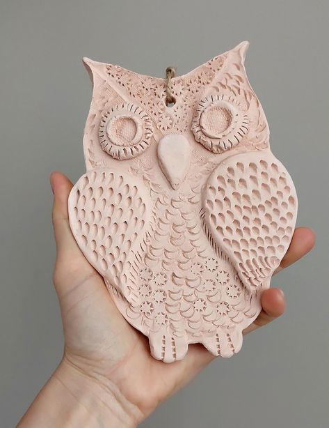 Ceramic Owl Wall Hanging Decor, Pottery Bird Wall Art, Owl Wall Decor, Bohemian Clay Wall Hanging - Etsy Owl Christmas Decorations, Owl Clay Art, Clay Wall Hanging Ideas, Ceramic Wall Art Hanging, Clay Projects For Adults, Clay Wall Art Diy, Pottery Owls, Clay Wall Decor, Clay Owls