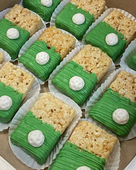 It was a golf themed weekend for us ! ⛳️ . . . . #holeinone #golftheme #golfcake #kidsbirthday #firstbirthday #firstbirthdaycake #ocbakery #buttercream #fondant #ricecrispytreats Golf Rice Krispies, Mini Golf Cupcakes, Golf 21st Birthday, Golf Themed Treats, 1st Birthday Golf Theme Cookies, Hole In One First Birthday Cupcakes, Golf Dessert Table, Golf Party Desserts, Hole In One Dessert Table