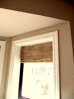 Love these DIY burlap faux roman shades made by Becky @sweet-n-simplethings; living room? Instead of curtains? Burlap Blinds, Burlap Roman Shades, Natural Blinds, Burlap Ideas, Faux Roman Shades, Kitchen Windows, Diy Window Treatments, Cute Curtains, Furniture Fix