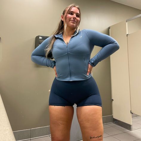 always growing💙 @gymshark elevate zip up dc: michellem :) #gymshark #weekend #saturday #gains #gymgirl #glutes #glutesworkout #fitness #gym #legday #weekendworkout #train Gymshark Elevate, Weekend Workout, Leg Day, Glutes Workout, Legs Day, Fitness Lifestyle, Fitness Gym, Zip Up, Zip Ups