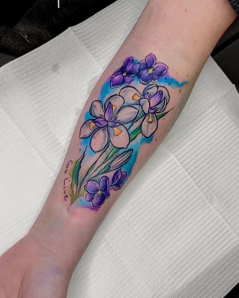 Watercolor Tattoo Artists, Violet Tattoo, Iris Tattoo, Pet Project, Watercolor Tattoos, Female Tattoo Artists, Watercolour Inspiration, Abstract Tattoo, Animal Projects