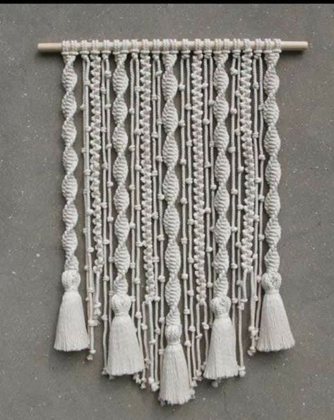 Simpul Makrame, Pola Macrame, Macrame Wall Hanging Tutorial, Crochet Wall Art, Macrame Plant Hanger Patterns, Macrame Knots Tutorial, Macrame Knots Pattern, Macrame Wall Hanging Diy, Dekor Diy