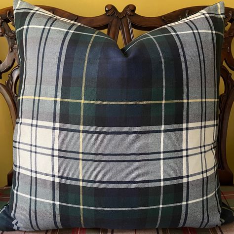 Ralph Lauren Home Living Room English, Ralph Lauren Home Living Room, Tartan Christmas Decorations, Tartan Decor, Green Sofa Living Room, Tartan Plaid Christmas, The Ivy League, Basement Office, Ralph Lauren Fabric