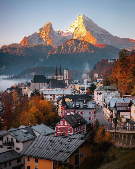 Mountain Town, I Want To Travel, Beautiful Photos Of Nature, Luxury Vacation, Travel Inspo, Germany Travel, Pretty Places, Travel Around The World, Travel Around