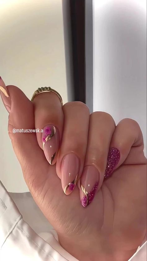 30 Best Nail Ideas You'll Want to Try Nails Yellow, Fancy Nails Designs, Blush Nails, Pink Acrylic Nails, Classy Nails, Fancy Nails, Chic Nails, Long Acrylic Nails, Cute Acrylic Nails