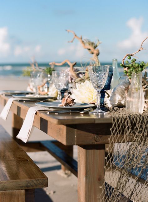 Natural & Eclectic Beach Wedding Ideas via TheELD.com Natural Eclectic, Coastal Styling, Jade Wedding, Beach Wedding Ideas, Weddings Beach, Beach Wedding Centerpieces, Diy Wedding Inspiration, Beach Wedding Colors, Beach Table